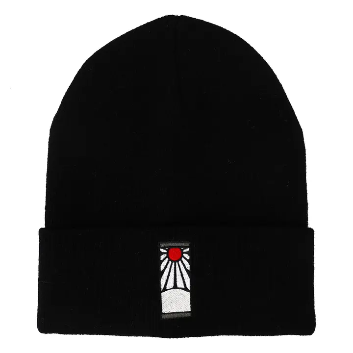 Gorro negro con vuelta y bordado de Tanjiro — Bioworld